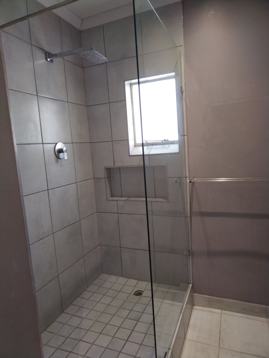 To Let 2 Bedroom Property for Rent in Cambridge Eastern Cape